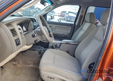 2010 Dodge Dakota Sxt z USA, uszkodzony, nr VIN 1D7CW3GP7AS172229